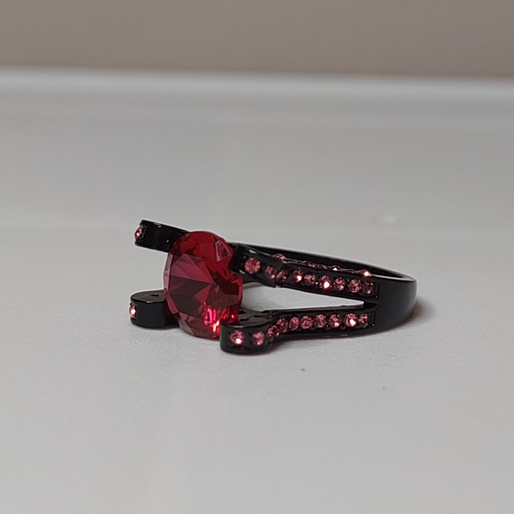 Size 8.25 Black, Red, And Pink Ring